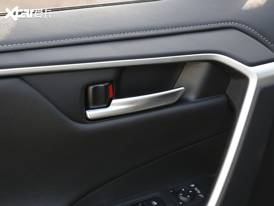 2020m_(d) 2.0L CVT(q)F