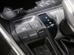 2020 2.0L CVTA п؅^