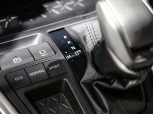 2020 2.0L CVTA п؅^