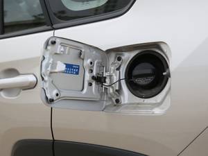 2020款2.0L CVT四驱科技版 细节外观