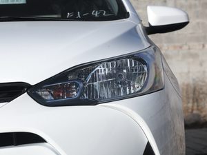 2020款1.5L CVT领先版 大灯