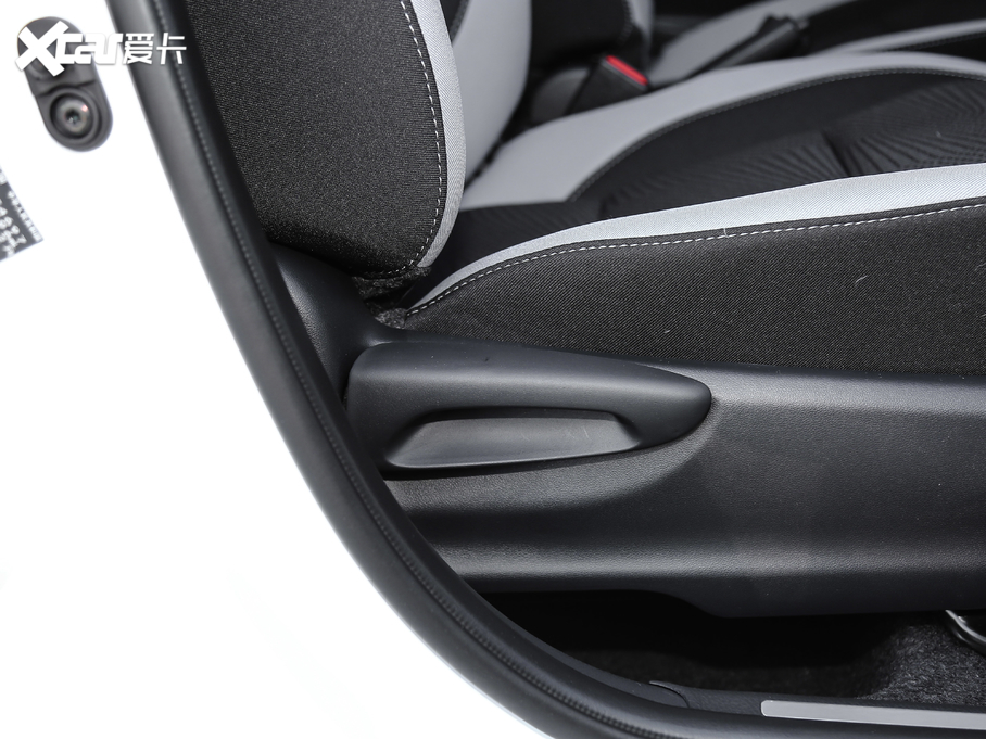 2020YARiS L X 1.5L CVTIȰ