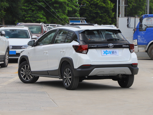 2020款1.5L CVT豪华版 左后45度