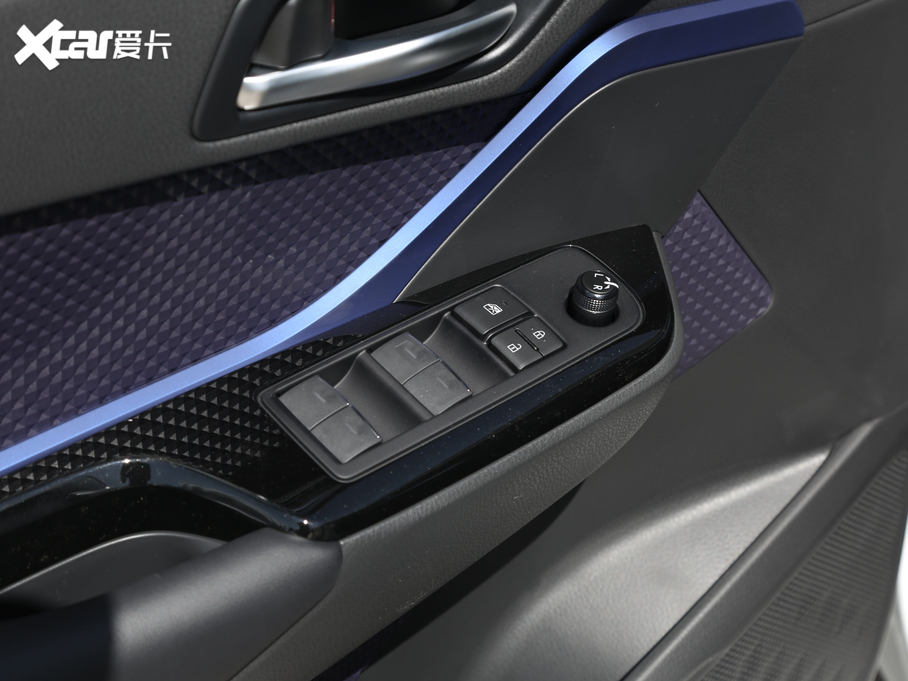 2020SC-HR 2.0L CVTŞ V