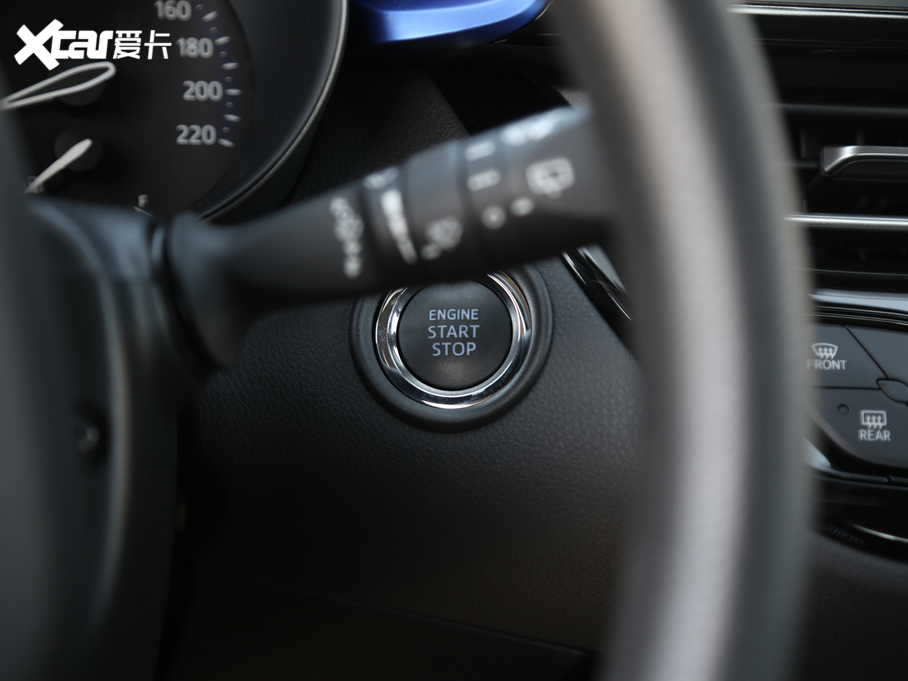 2020���S��C-HR 2.0L CVT�����I�Ȱ�