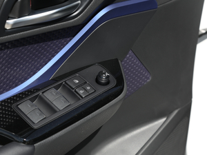 20202.0L CVTŞ V п؅^