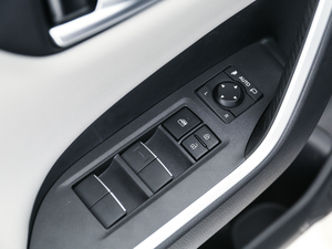 2020p 2.5L (q)F {܇ƅ^(q)	