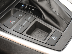 2020p 2.5L (q)F п؅^(q)