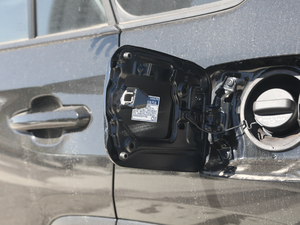 2020p 2.5L (q)A (x)(ji)^