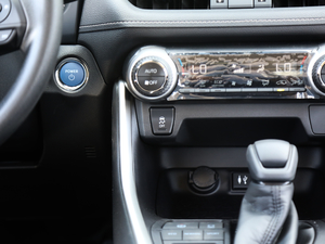 2020p 2.5L (q)A п؅^(q)