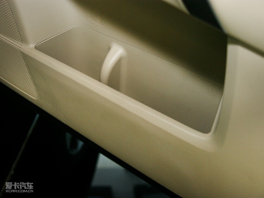 2009��h�m�_ 3.5L �����A��