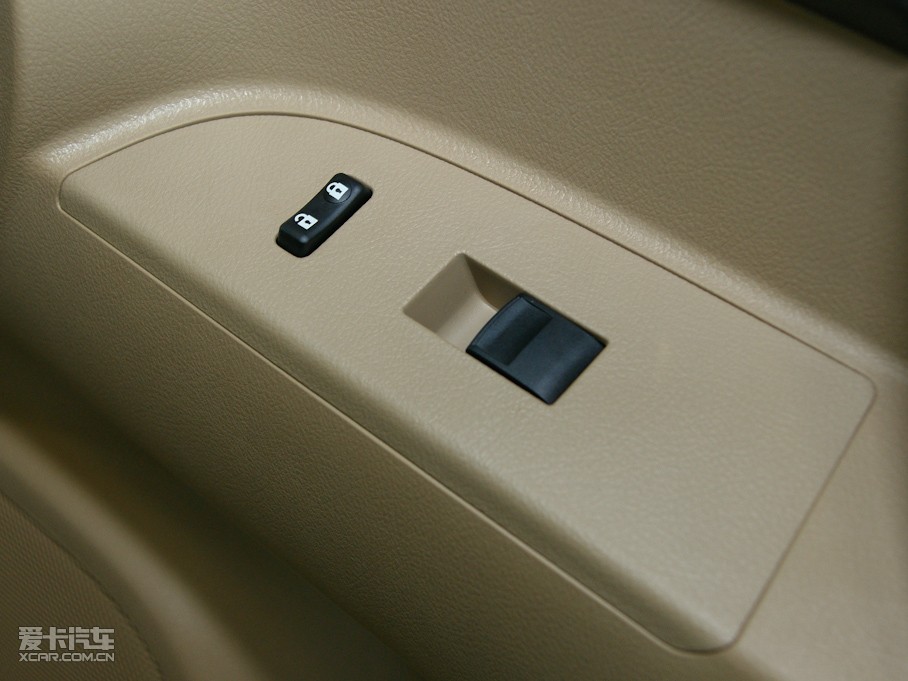 2009��h�m�_ 3.5L �����A��