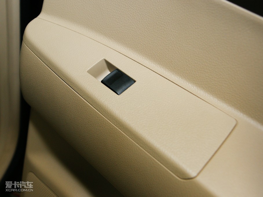 2009��h�m�_ 3.5L �����A��