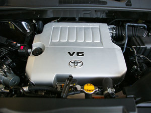 2009款3.5L 四驱豪华版 发动机