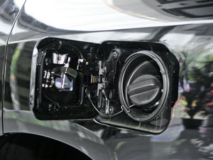 2009款3.5L 四驱豪华版 油箱盖