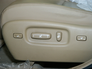 2009款3.5L 四驱豪华版 主驾驶座椅调节