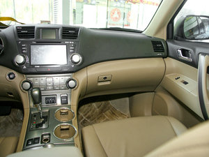 2009款3.5L 四驱豪华版 中控区