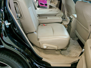 2009款3.5L 四驱豪华版 空间座椅