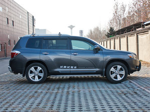 2009款3.5L 四驱豪华导航版 整体外观