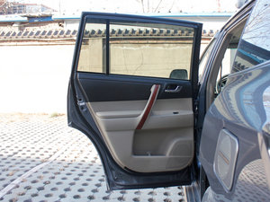 2009款3.5L 四驱豪华导航版 左后车门