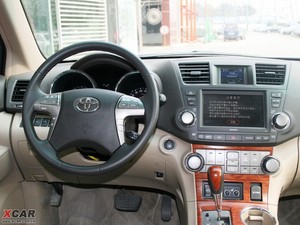 2009款2.7L 两驱至尊版 中控区