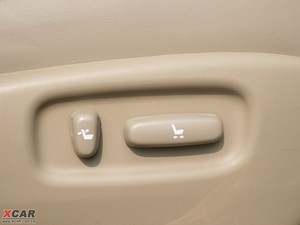 2009款2.7L 两驱至尊版 空间座椅