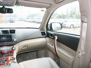 2009款2.7L 两驱至尊版 空间座椅
