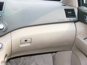 2009款2.7L 两驱至尊版 空间座椅