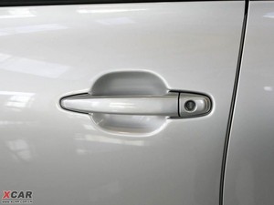 2009款2.7L 两驱豪华导航版 主驾门拉手