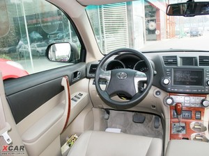 2009款2.7L 两驱至尊版 中控区