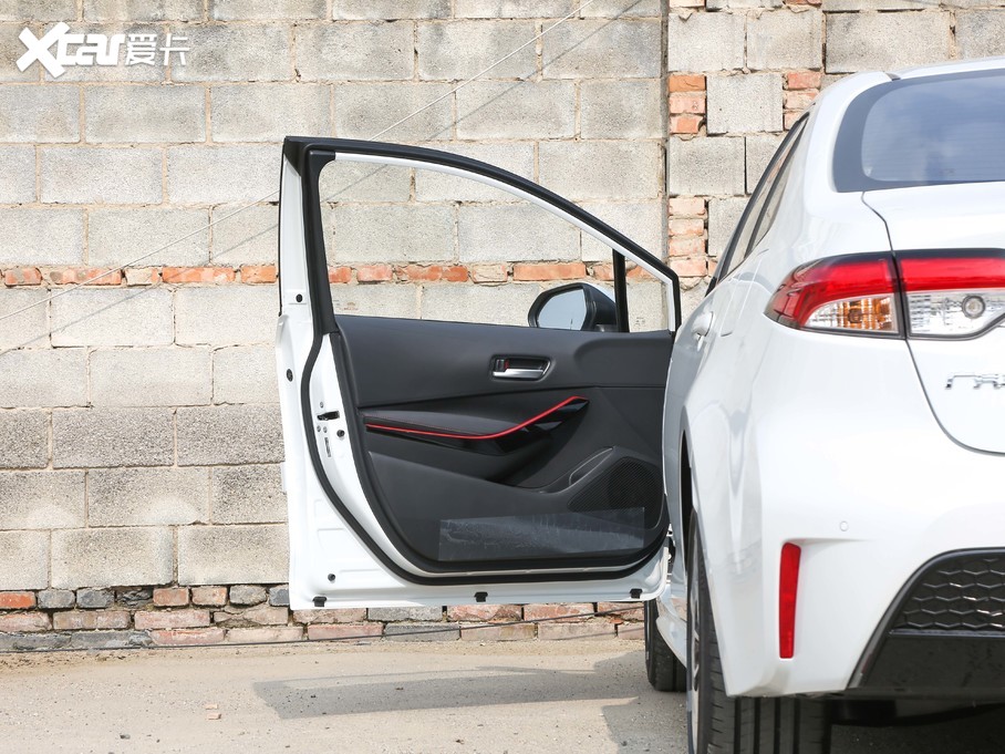 2021p p 1.8H E-CVT\Ӱ