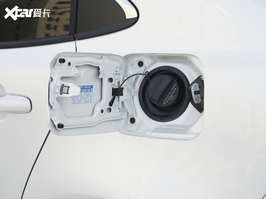 2021p p 1.8H E-CVTIȰ