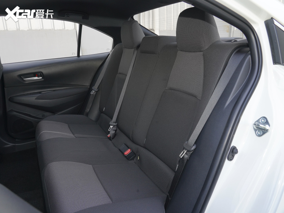 2021p p 1.8H E-CVTIȰ