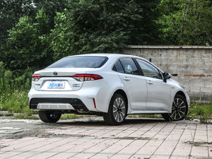 2021p 1.8H E-CVT\Ӱ w^