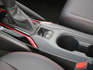 2021p 1.8H E-CVT\Ӱ v܇Ƅ