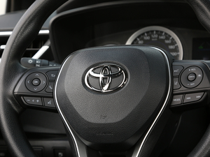 2021p 1.8H E-CVT\Ӱ п؅^