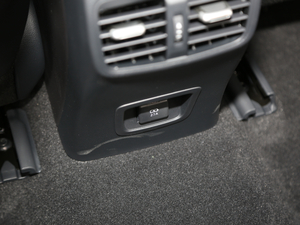 2021p 1.8H E-CVT\Ӱ п؅^