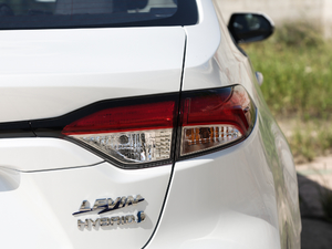 2021p 1.8H E-CVTA β