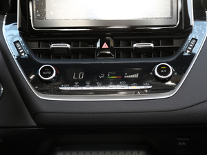 2021p 1.8H E-CVTA {{