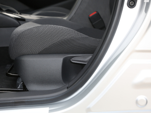 2021p 1.8H E-CVTA {{