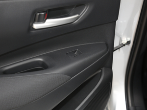 2021p 1.8H E-CVTA п؅^(q)