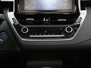 2021p 1.8H E-CVTA {(dio){(dio)(ji)