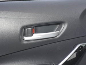 2021p 1.8H E-CVTIȰ g