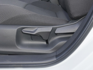 2021p 1.8H E-CVTIȰ {{