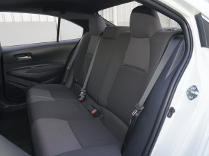 2021p 1.8H E-CVTIȰ g