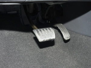 2021p 1.8H E-CVTI(lng)Ȱ п؅^(q)