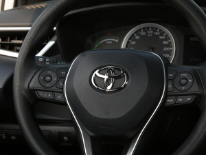 2021p 1.8H E-CVTMȡ п؅^