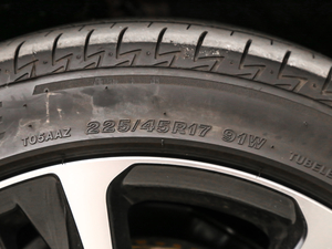 2021185T CVT\Ӱ ݆̥ߴ