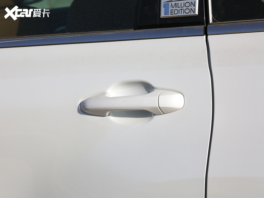 2020hm_(d) 2.0T fo(j)