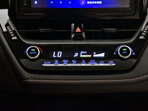 2021款2.0L 尊贵版 空调调节